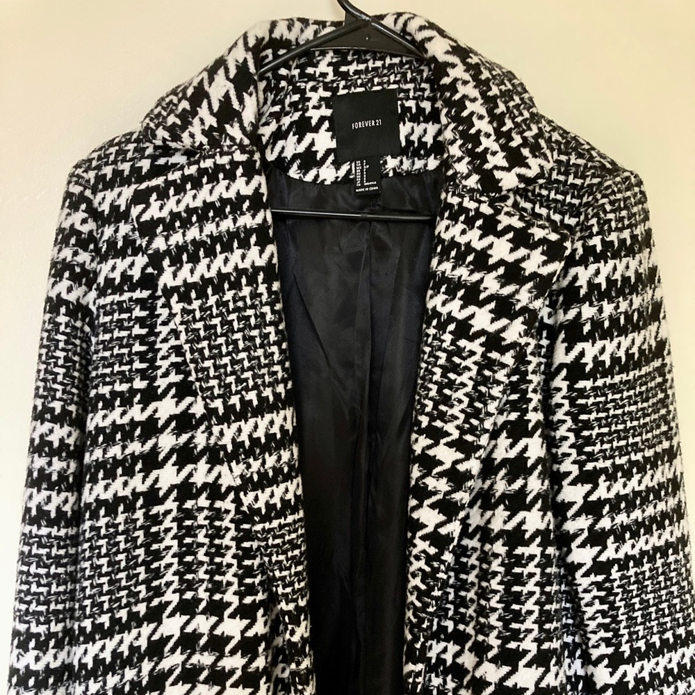 Forever 21 Houndstooth Oversized Long Coat Small One Button w/pockets